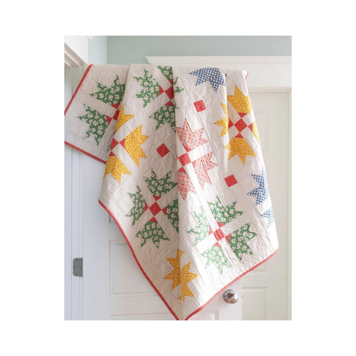 GO! Qube 12 Cross and Crown Quilt Pattern