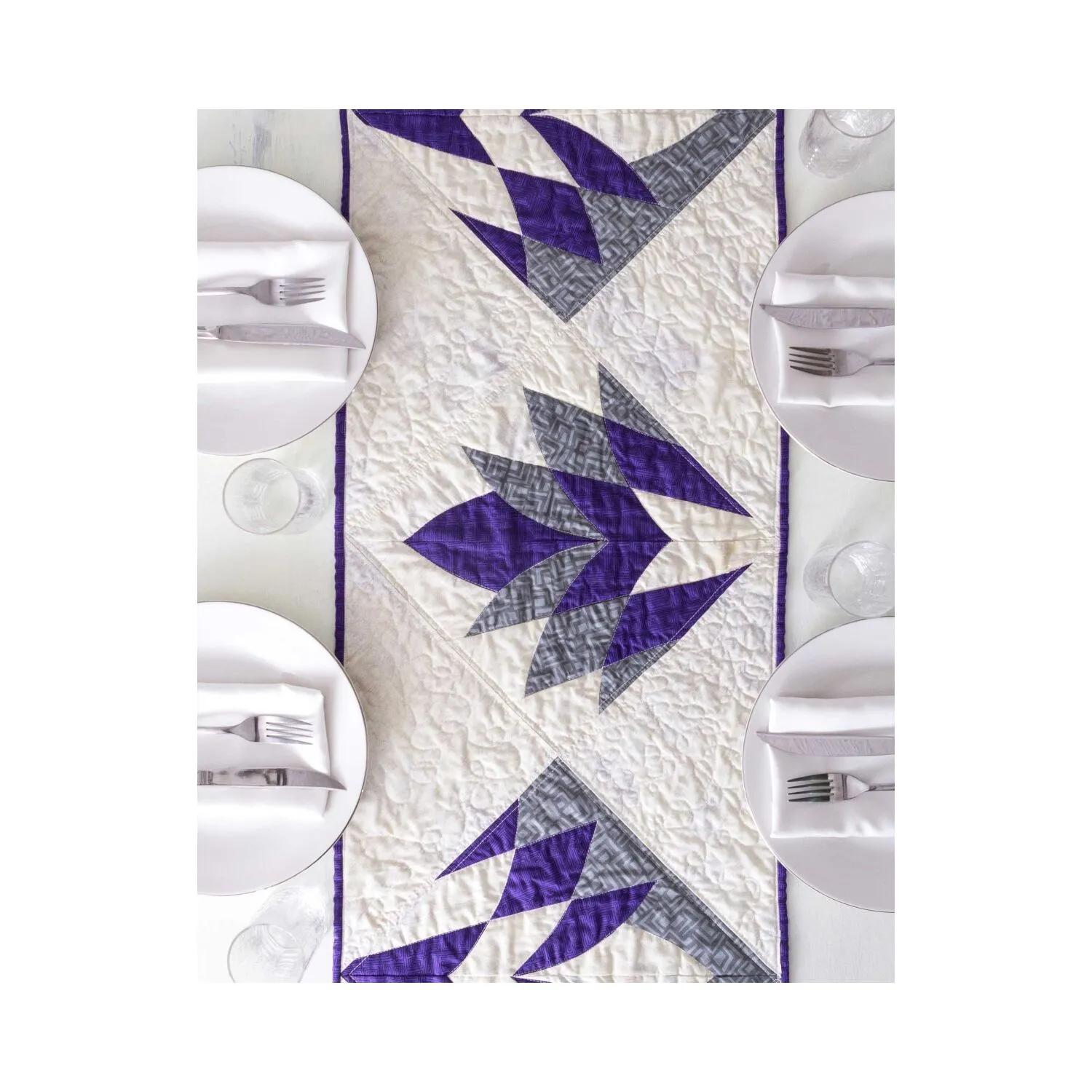 GO! Cleapatra's Table Runner Pattern