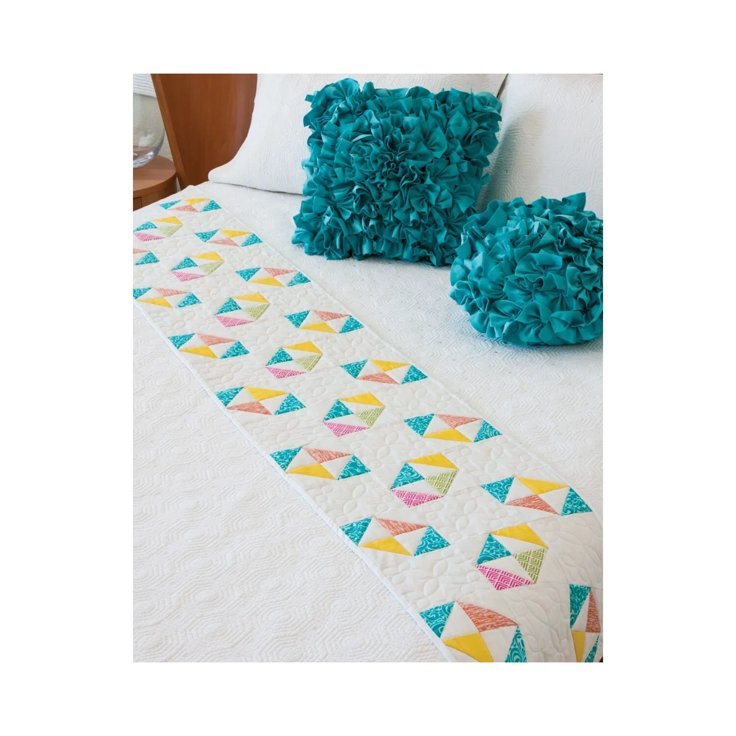 GO! Me Broken Dishes Bed Runner Pattern